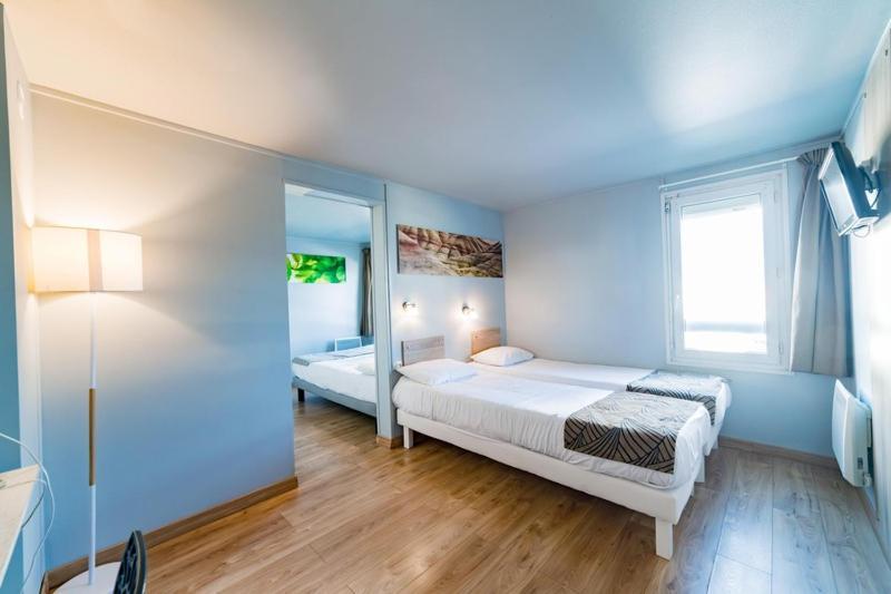 Brit Hotel Macon Nord Autoroute Du Soleil Экстерьер фото